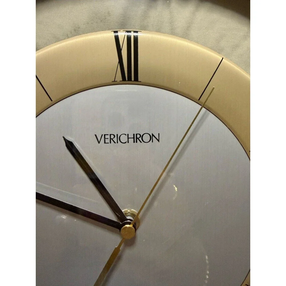Vintage Verichron Quartz Battery Model No. 700664 Harris & Mallow Inc. Working